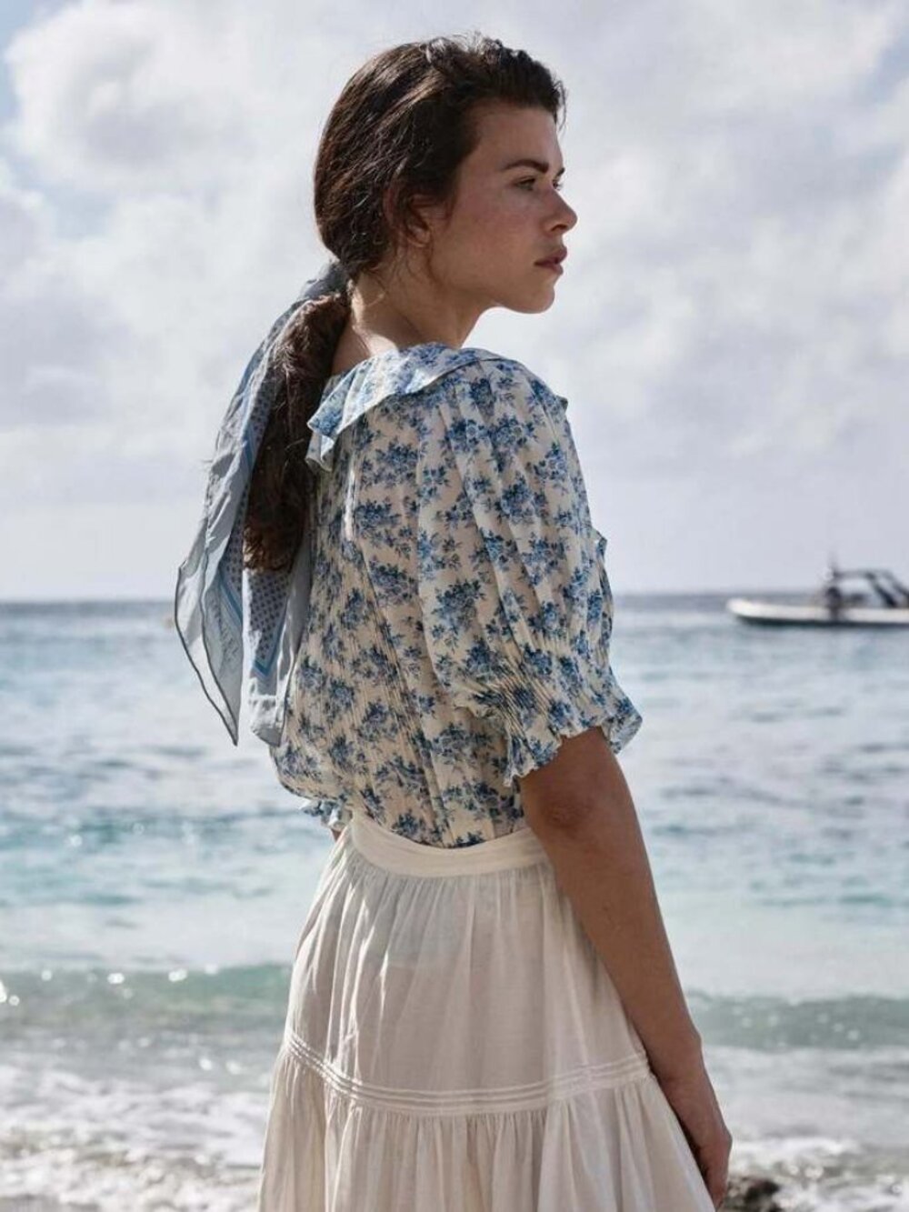 DÔEN HENRI TOP -- BLEU ROSIER FLORAL (Medium) - Picture 3 of 4